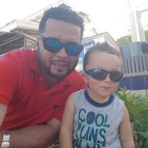 Meet your Posher, Luis